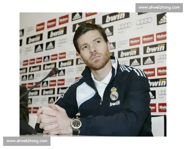 阿隆索皇马首秀温情时刻:爱妻助阵,伯纳乌见证新章