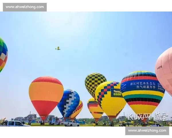 石家庄火力全开!热气球音乐嘉年华燃爆滹沱河畔 石家庄火力全开!热气球音乐嘉年华燃爆滹沱河畔
