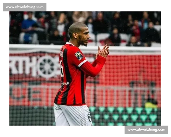 西汉姆官宣 8 月 9 日季前赛对阵里尔，伦敦体育场门票 10 镑起