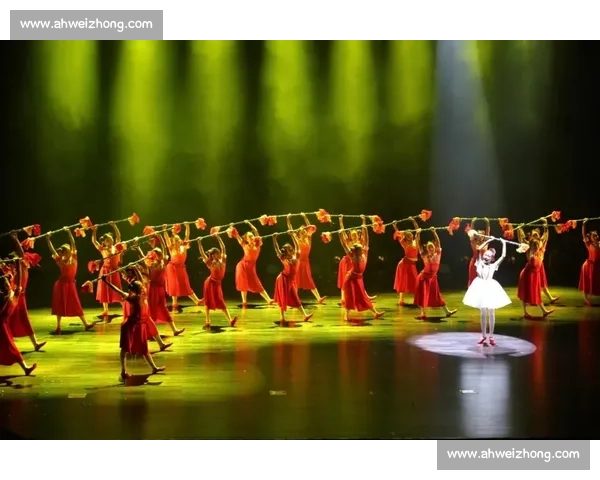 平地生花！90 后非遗传承人舞花棍，棍起瞬间绽放千年技艺